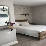 Bade Alacati Bed & Breakfast