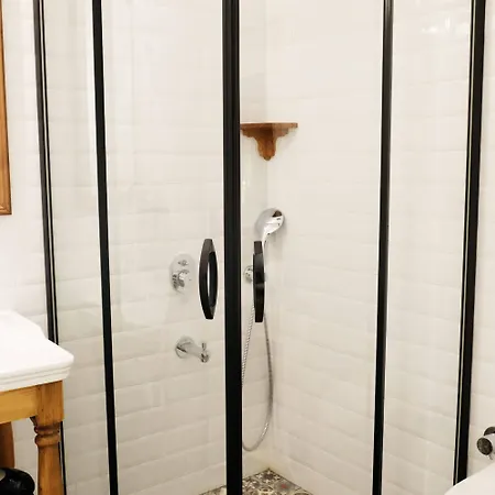Bade Alacati Oda ve Kahvaltı 3*