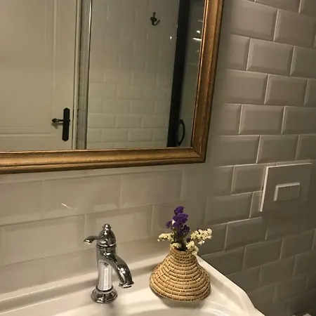 Oda ve Kahvaltı Bade Alacati İzmir