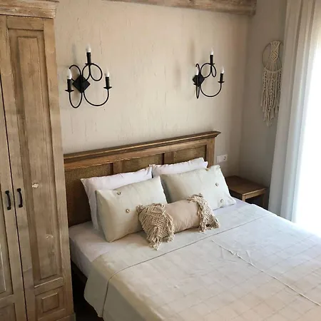 Bade Alacati Couette-café 3*