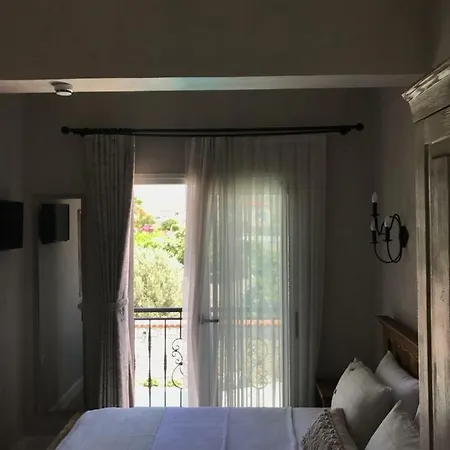 住宿加早餐酒店 Bade Alacati 3*